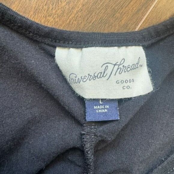 Universal Thread L black ruched v neck tank top - Picture 2 of 3